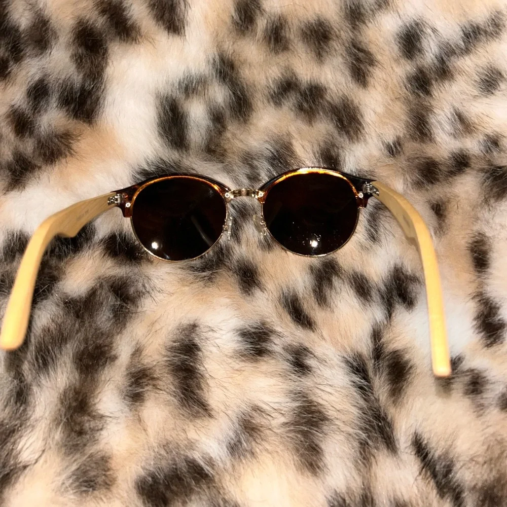 Steve Madden Tortoise Bamboo Sunglasses Brown Lenses -Used Condition-